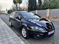 Usado Seat Leon Reference 105 CV (77 kW) 2010 Negro Utilitario