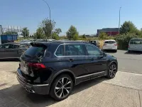 Usado VW Tiguan R-line 200 CV (147 kW) 2021 Negro SUV