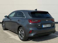 Usado Kia Ceed 136 CV (100 kW) 2021 Oscuro Utilitario