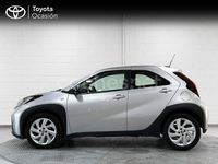 Usado Toyota Aygo X Play 72 CV (52 kW) 2023 Gris / plata SUV