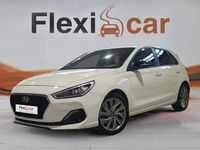 Usado Hyundai i30 GO! 140 CV (102 kW) 2018 Blanco Utilitario
