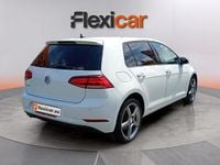 Usado VW Golf VII Advance 116 HP (85 kW) 2019 Branco Sedan