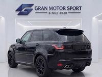 Usado Land Rover Range Rover Sport SVR 575 CV (422 kW) 2021 Negro SUV