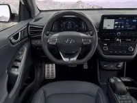Usado Hyundai Ioniq 141 CV (103 kW) 2021 Rojo Utilitario