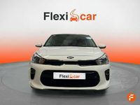Usado Kia Rio 77 CV (56 kW) 2018 Blanco Berlina
