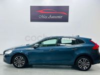 Usado Volvo V40 Momentum 120 CV (88 kW) 2019 Azul Berlina