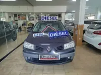 Usado Renault Mégane III Dynamique 106 CV (77 kW) 2008 Negro