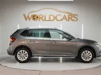 Usado Skoda Kamiq Selection 115 CV (84 kW) 2024 Gris / plata SUV