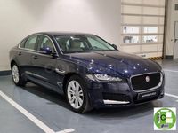 Usado Jaguar XF Prestige 180 CV (132 kW) 2020 Azul Berlina