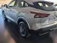 Usado Nissan Qashqai Acenta 140 CV (102 kW) 2023 Gris SUV
