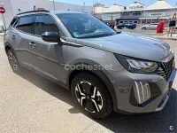 Usado Peugeot 2008 Allure 136 CV (100 kW) 2025 Gris / plata SUV
