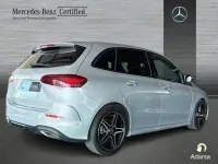 Usado Mercedes B200 150 CV (110 kW) 2025 Gris / plata Utilitario