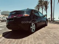 Usado Honda Civic Comfort 83 CV (61 kW) 2007 Negro Berlina