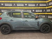 Usado Dacia Sandero Extreme 101 CV (74 kW) 2025 Verde Berlina