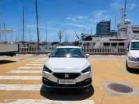 Usado Seat Leon Style 110 CV (80 kW) 2022 Blanco Berlina