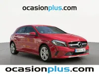 Usado Mercedes A180 Style 109 CV (80 kW) 2016 Rojo Utilitario