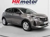 Usado Peugeot 3008 Active 131 CV (96 kW) 2022 Gris SUV