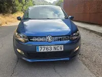 Usado VW Polo 95 CV (69 kW) 2017 Azul Berlina