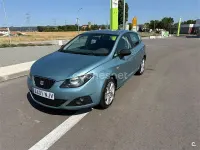 Usado Seat Ibiza 85 CV (62 kW) 2010 Verde Berlina