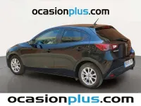 Usado Mazda 2 Style 90 CV (66 kW) 2017 Negro Utilitario