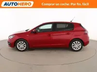 Usado Peugeot 308 Style 110 CV (80 kW) 2019 Rojo Berlina
