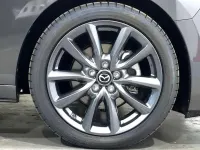 Usado Mazda 3 Exclusive-Line 150 CV (110 kW) 2025 Gris Utilitario