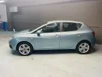 Usado Seat Ibiza Stylance 105 CV (77 kW) 2008 Azul Berlina