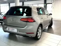 Usado VW Golf VII Advance 150 CV (110 kW) 2020 Gris Utilitario