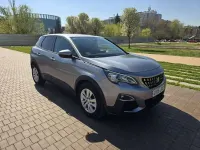 Usado Peugeot 3008 Style 131 CV (96 kW) 2017 Gris / plata SUV