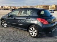 Usado Peugeot 308 Access 92 CV (67 kW) 2012 Gris / plata Berlina