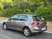 Usado VW Golf VII Advance 110 CV (80 kW) 2017 Gris / plata Berlina