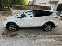 Käytetty Toyota RAV4 Hybrid Executive 197 HP (144 kW) 2018 Valkoinen Katumaasturi
