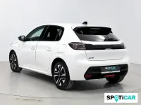 Usado Peugeot 208 Allure 101 CV (74 kW) 2024 Blanco Utilitario