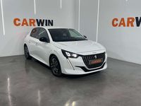 Usado Peugeot 208 Allure 102 CV (75 kW) 2023 Blanco Utilitario