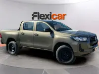 Usado Toyota HiLux 150 CV (110 kW) 2021 Verde Pickup/Camioneta