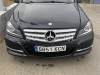 Usado Mercedes C220 170 CV (125 kW) 2012 Negro Familiar