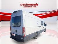 Usado Iveco Daily 136 CV (100 kW) 2021 Blanco Berlina