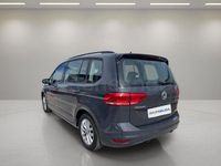 Usado VW Touran Edition 110 CV (80 kW) 2017 Gris / plata Monovolumen