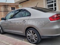 Usado Seat Toledo XCELLENCE 110 CV (80 kW) 2018 Gris / plata Berlina