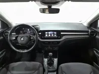 Usado Skoda Fabia Selection 95 CV (69 kW) 2024 Blanco Utilitario