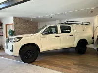Usado Toyota HiLux 150 CV (110 kW) 2023 Blanco Pickup/Camioneta