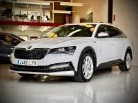 Usado Skoda Superb 280 CV (205 kW) 2022 Blanco Familiar