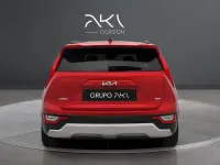 Usado Kia Niro 141 CV (103 kW) 2023 Rojo SUV