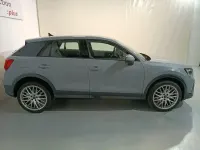 Usado Audi Q2 S-Line 150 CV (110 kW) 2025 Gris / plata SUV