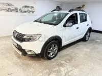 Usado Dacia Sandero Comfort 95 HP (69 kW) 2020 Branco Sedan