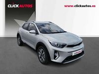 Usado Kia Stonic Active 101 CV (74 kW) 2025 Plateado SUV
