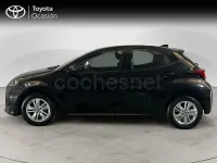 Usado Toyota Yaris 125 CV (91 kW) 2021 Negro Utilitario