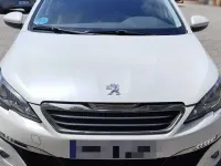 Usado Peugeot 308 Style 110 CV (80 kW) 2016 Blanco Utilitario