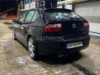 Usado Seat Leon CUPRA 210 CV (154 kW) 2003 Negro Utilitario