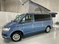 Usado VW California Beach 150 CV (110 kW) 2019 Azul Van